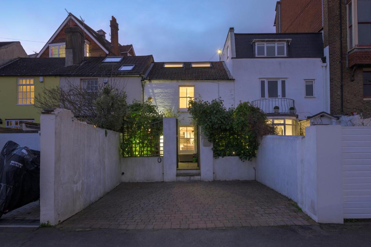 Delightful Bird Sisters Cottage With Free Parking Hove Extérieur photo