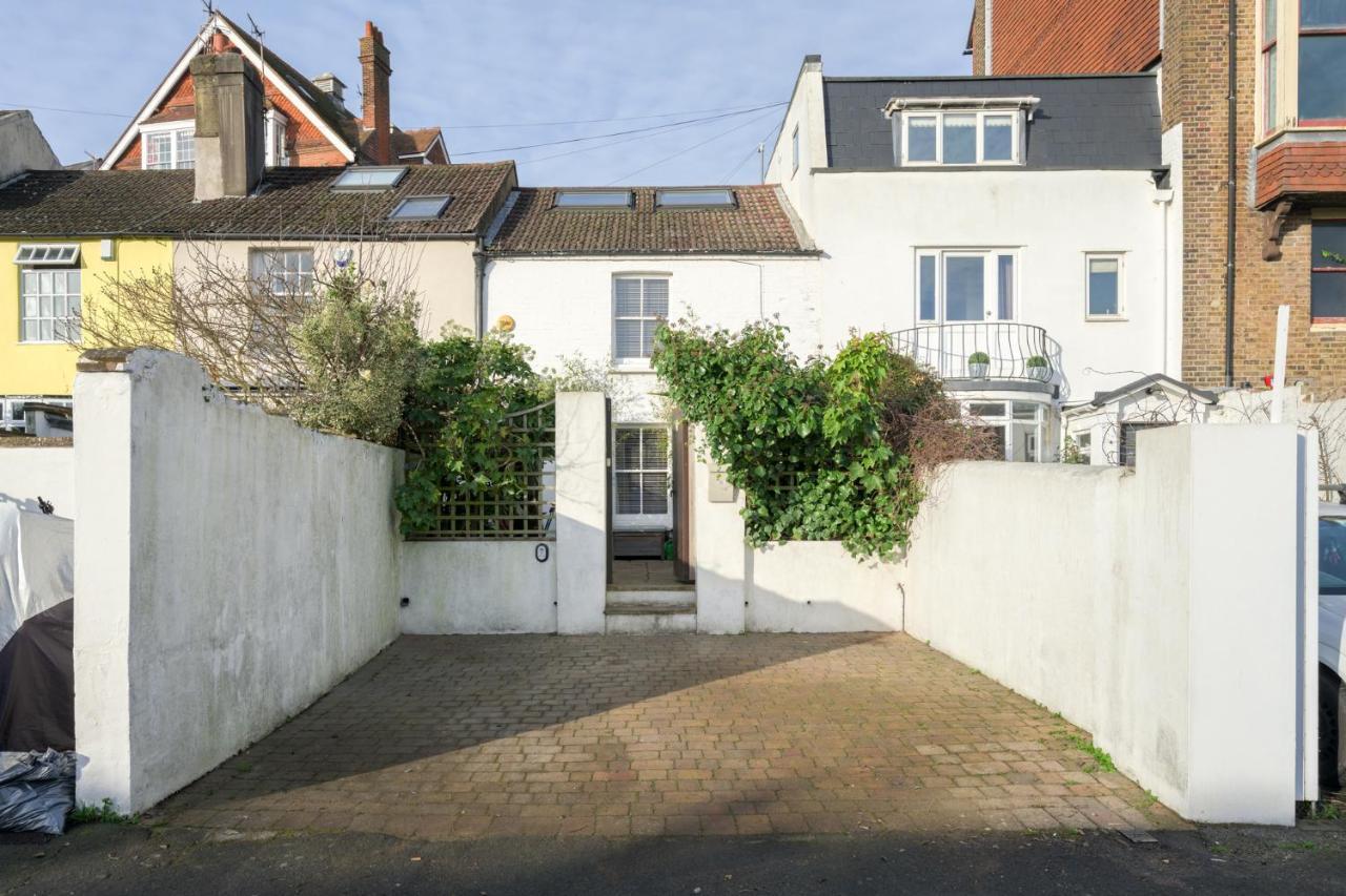 Delightful Bird Sisters Cottage With Free Parking Hove Extérieur photo